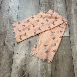 Light pink floral loft scarf